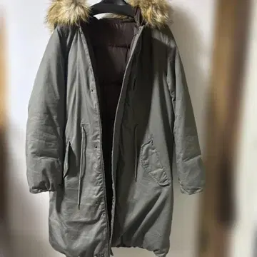 카키 퍼(fur) 부착 모즈 코트 OZOC 36 사이즈 리버서블