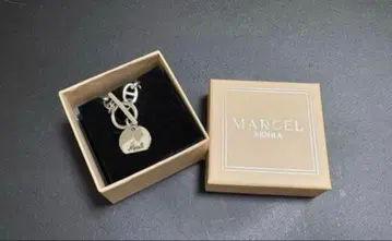 센라 MARCEL 목걸이