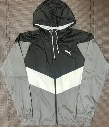 PUMA 후드 부착 나일론 자켓 size: S