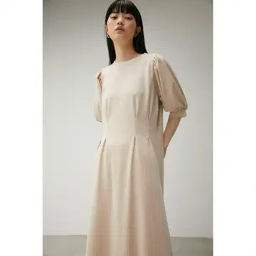 베이지 퍼프 슬리브 롱 드레스
