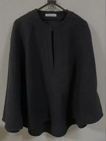 두클라쎄 판초, 케이프 코트