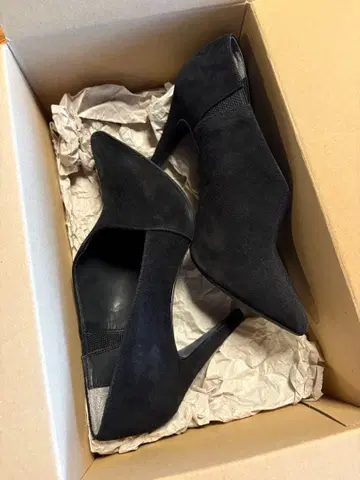 DIANA 다이애나 숏부츠 벨로아