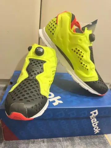 PUMP FURY SUPER LITE 28.0cm 펌프 퓨리