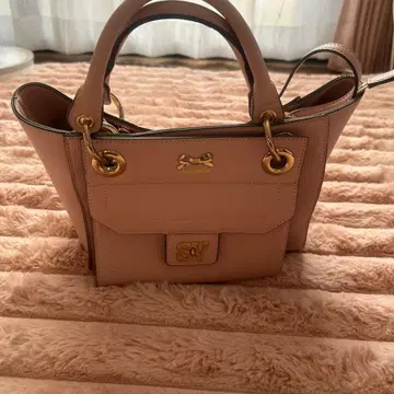 핑크 핸드백 골드 금장 장식