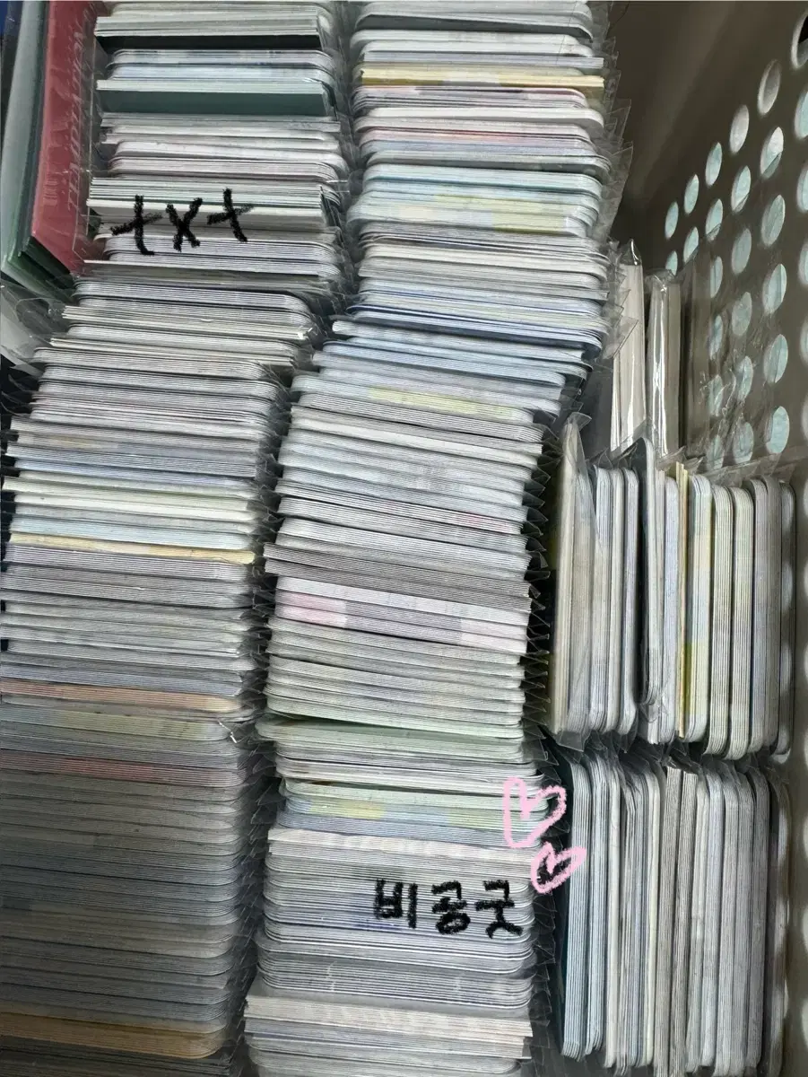 txt 투바투 unofficial goods random box sell