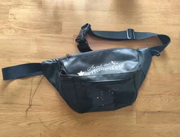 이나미 안쥬 바디백