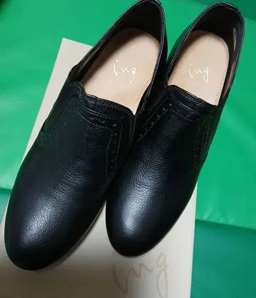 새상품,ing 블랙 가죽 신발 24.5cm EE