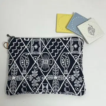 미나 페르호넨 symphony 네이비 플랫 파우치