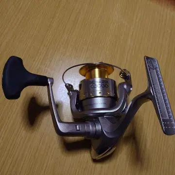 SHIMANO BIOMASTER C3000 스피닝 릴
