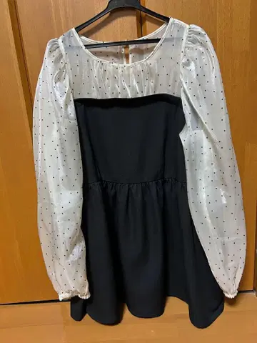 prose verse 시어 도트 뷔스티에 도킹 페플럼 블라우스