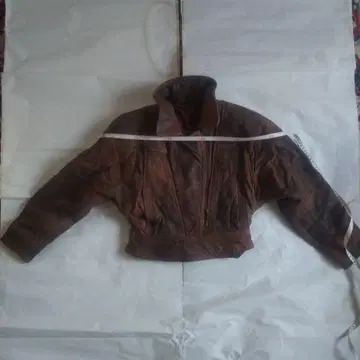 브라운 자켓 숏 기장