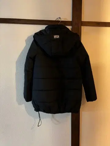 x-girl 블랙 다운 자켓