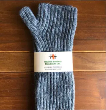 새상품 WILLIAMBRUNTON 캐시미어 핸드 워머
