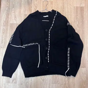ZARA 스티치 가디건