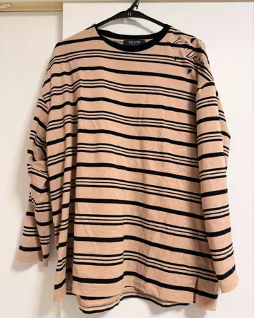 Emily in Paris x FUDGE 보더 롱 T