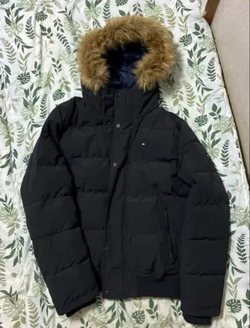 타미힐피거 다운 후드 퍼 포함