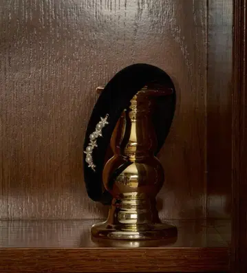 새상품 herlipto Velour Stars Headband 머리띠