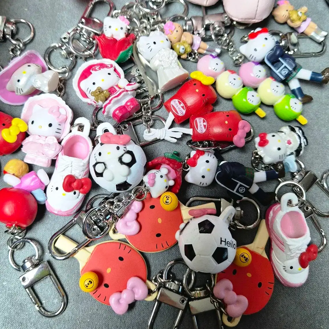Hello Kitty figure keychain, price per item