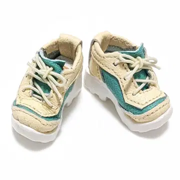 [ 거의 미사용 새상품 ] 오비츠11 넨도로이드돌 딜러제 스니커즈