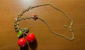 ANNA SUI 체리 롱 목걸이