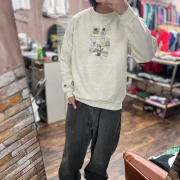 크림색 자수 트레이닝복 캐나다제 구제 의류 M 90s 90년대 맨투맨