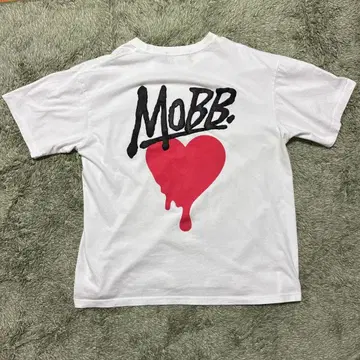 MOBB 티셔츠