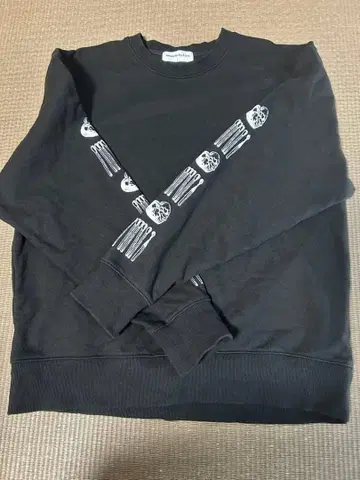 SWEATSHIRT TAESAN (BLACK)