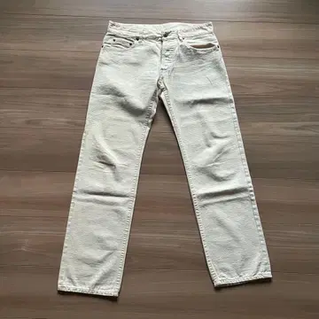 화이트 스트레이트 레그 데님