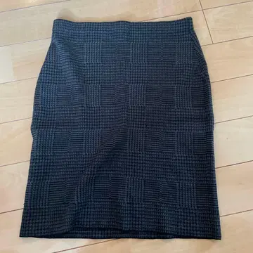 Plage 블랙 체크 무늬 타이트 스커트 모 100%