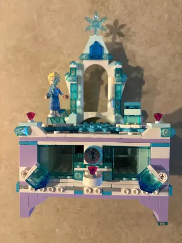 LEGO 엘사의 얼음 성