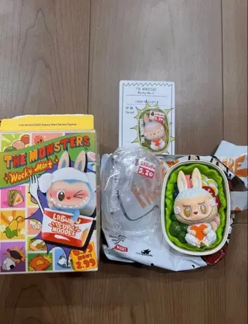 THE MONSTERS Wacky Mart Salad