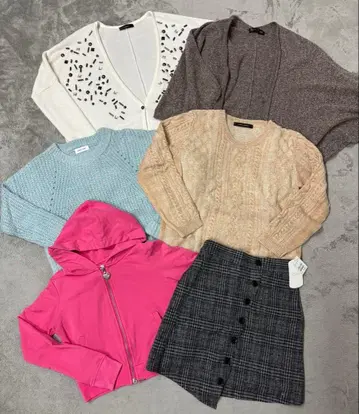 거의 새상품 여성용 의류 6점 묶음 판매 니트 가디건 스커트 가을 옷