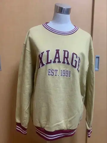XLARGE, 로고 포함 트레이닝복