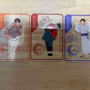 미야세 류비 아크릴 스탠드 3개 세트 (체인 포함)