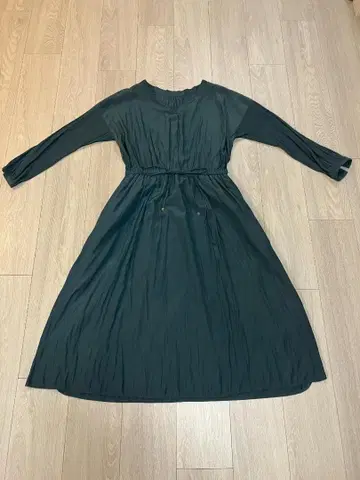 [ 새상품급 ] 어반 리서치 개더 긴팔 롱 원피스 F 가을/겨울