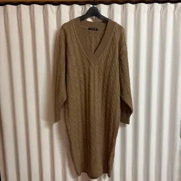 이타리야 카멜 100% 니트 원피스