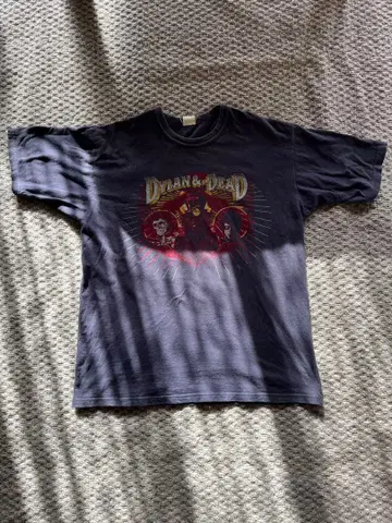 부트 레거스 T셔츠