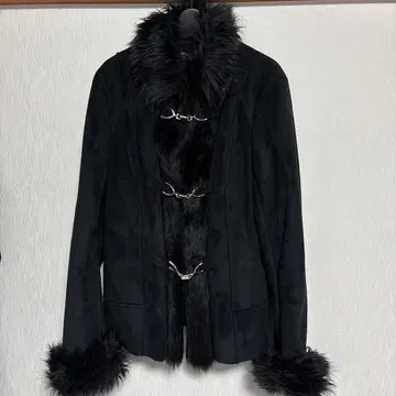 블랙 무스탕 코트 퍼 포함