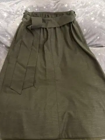 새상품급! 23구 카키 스커트