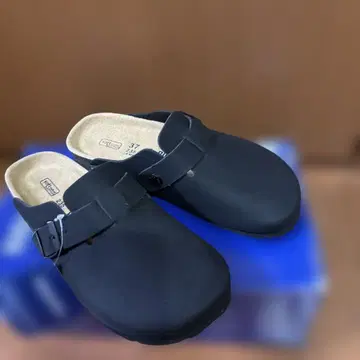 BIRKENSTOCK 보스턴 샌들 블랙 37