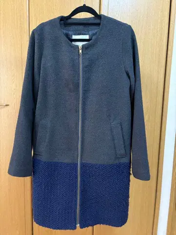 이소재 절개 노카라 코트 네이비 x 차콜 그레이 / 롱 코트