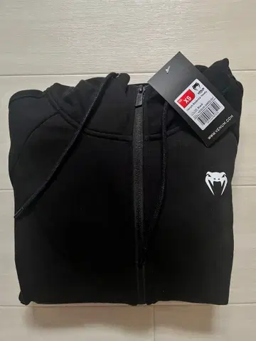 Venum 블랙 풀 집업 후드티 XS