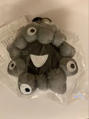 만박 회장 한정판 에드윈 콜라보 미야쿠미야쿠 마스코트 EDWIN