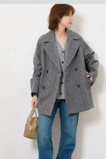 비슈 슈퍼 울 100 모사 P 코트