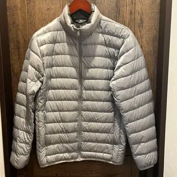유니클로 울트라 라이트 다운 자켓