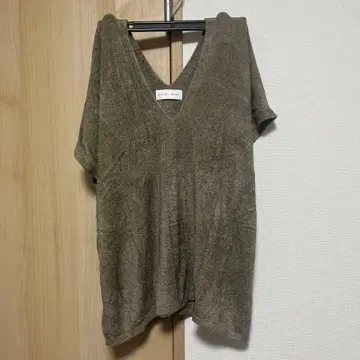 SNIDEL HOME 브라운 V넥 티셔츠