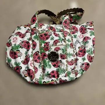 컬러풀한 물방울 패턴 토트백