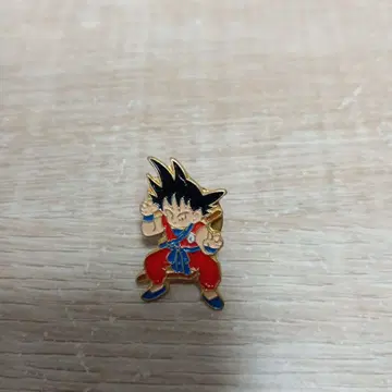 드래곤볼 손오공 핀즈