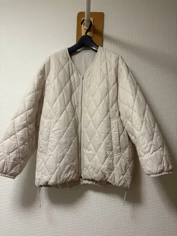 23구 베이지 퀼팅 자켓 38