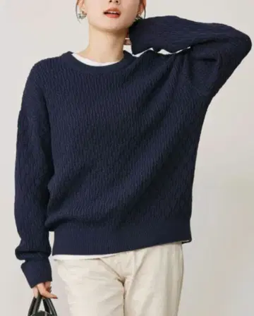 아메리칸 홀릭 숏 케이블 니트 풀오버